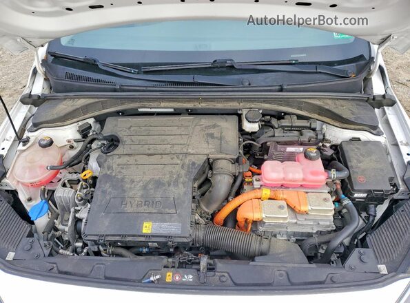 KMHC65LC0MU255630 2021 HYUNDAI IONIQ White Вид підкапотного простору