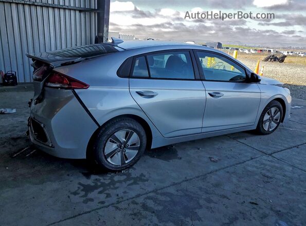KMHC65LC1NU273412 2022 HYUNDAI IONIQ Серебряный Задняя правая четверть