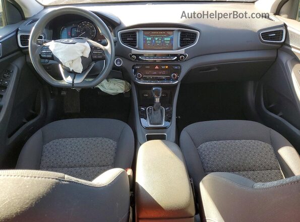 KMHC65LC3JU095531 2018 HYUNDAI IONIQ Черный Вид панели приборов