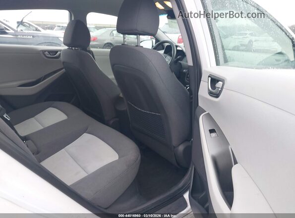 KMHC65LC6LU215812 2020 HYUNDAI IONIQ HYBRID Белый 