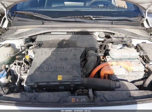 KMHC65LC6LU227670 2020 HYUNDAI IONIQ HYBRID Silver Հետևի տեսք