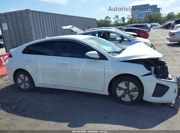 KMHC65LC6MU252831 2021 HYUNDAI IONIQ HYBRID White Vista del cuadro de instrumentos