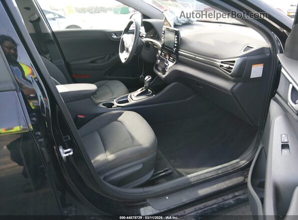 KMHC65LC7LU228620 2020 HYUNDAI IONIQ HYBRID Black Front interior view