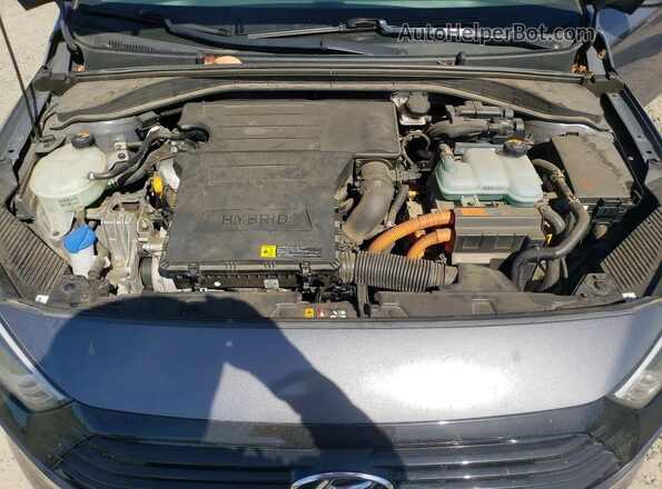 KMHC65LC8HU050370 2017 HYUNDAI IONIQ Gray Rear interior view