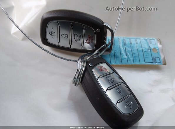 KMHC65LC8JU074027 2018 HYUNDAI IONIQ HYBRID Silver წინა პანელის ხედი