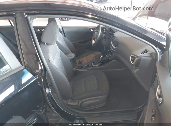 KMHC65LC9KU174607 2019 HYUNDAI IONIQ HYBRID Black 