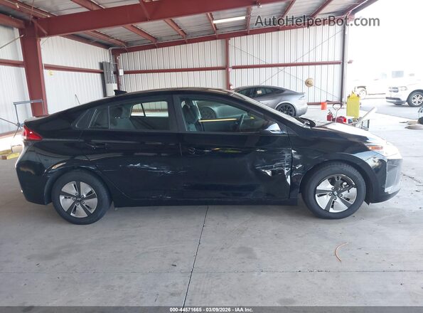 KMHC65LC9KU174607 2019 HYUNDAI IONIQ HYBRID Black 