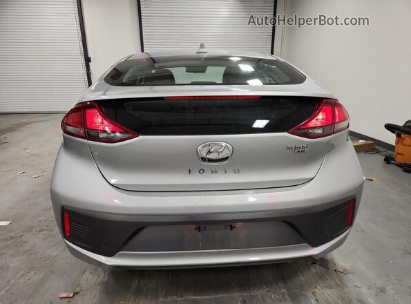 KMHC65LCXMU257739 2021 HYUNDAI IONIQ Silver 