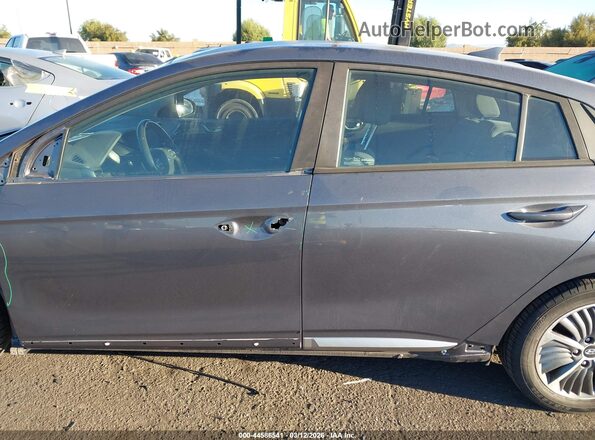 KMHC65LD7LU208652 2020 HYUNDAI IONIQ PLUG-IN HYBRID Silver 