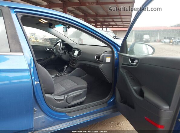 KMHC75LC0JU072916 2018 HYUNDAI IONIQ HYBRID Blue Front interior view