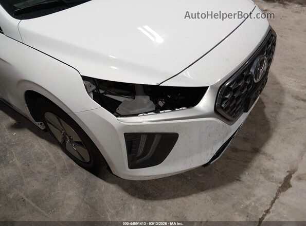 KMHC75LC1NU274167 2022 HYUNDAI IONIQ HYBRID White Դիմացի տեսք
