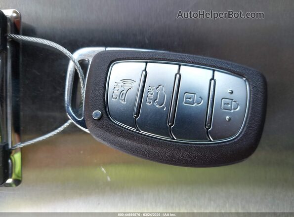 KMHC75LC5KU105782 2019 HYUNDAI IONIQ HYBRID White Առջևի վահանակի տեսք