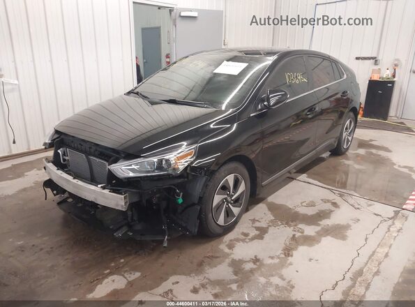 KMHC75LC6HU057265 2017 HYUNDAI IONIQ HYBRID Черный Передняя левая четверть