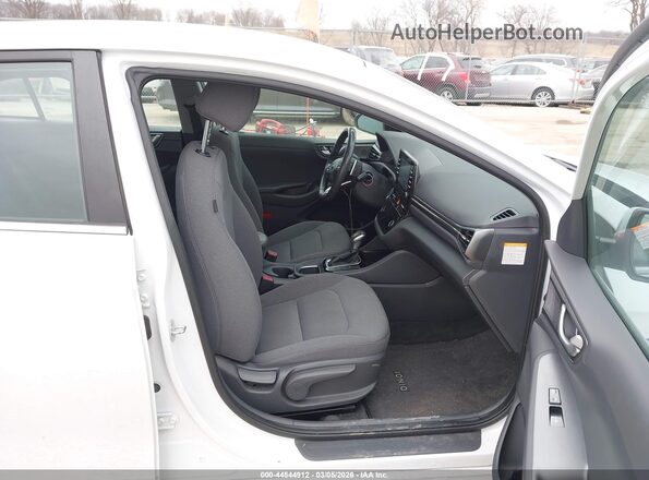 KMHC75LC7LU190125 2020 HYUNDAI IONIQ HYBRID White Вид салону спереду