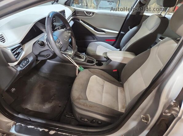 KMHC75LC7LU231630 2020 HYUNDAI IONIQ Silver წინა სალონის ხედი