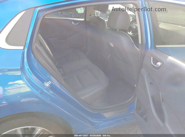 KMHC85LC0HU029684 2017 HYUNDAI IONIQ HYBRID Blue 