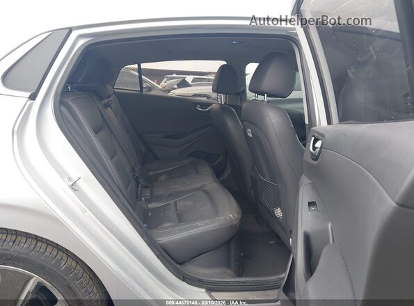 KMHC85LC3JU075094 2018 HYUNDAI IONIQ HYBRID Silver VIN կոդի պիտակի տեսք