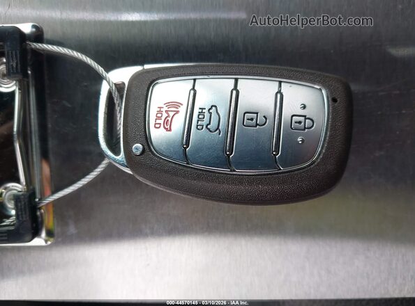 KMHC85LC3JU075094 2018 HYUNDAI IONIQ HYBRID Silver Առջևի վահանակի տեսք
