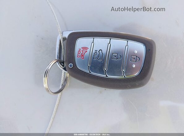 KMHC85LCXJU083855 2018 HYUNDAI IONIQ HYBRID Silver Вид панелі приладів