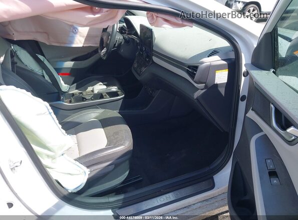 KMHC85LJ8LU073892 2020 HYUNDAI IONIQ ELECTRIC White 