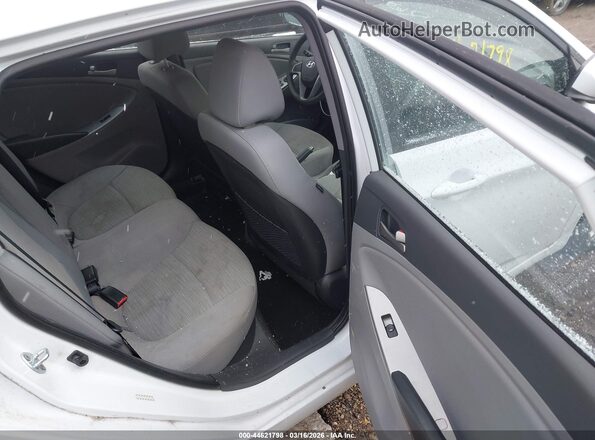 KMHCT5AE0HU310385 2017 HYUNDAI ACCENT White 