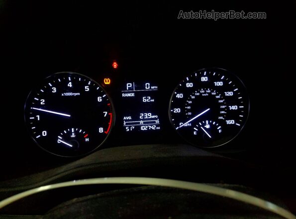 KMHD74LF2HU088117 2017 HYUNDAI ELANTRA Серебряный Вид щитка приборов