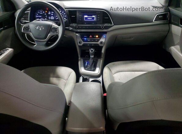 KMHD74LF2HU088117 2017 HYUNDAI ELANTRA Серебряный Вид панели приборов