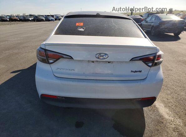 KMHE24L17HA058099 2017 HYUNDAI SONATA White 