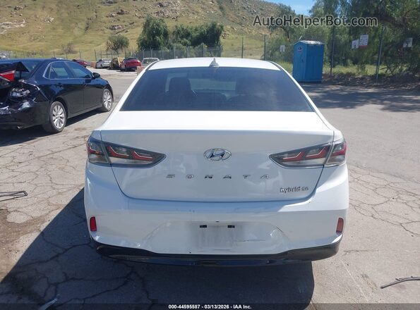 KMHE24L33JA080978 2018 HYUNDAI SONATA HYBRID White 