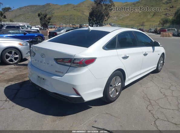 KMHE24L33JA080978 2018 HYUNDAI SONATA HYBRID White 
