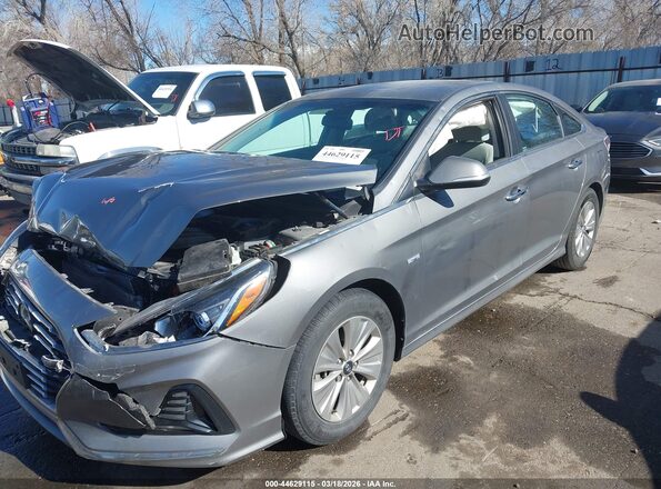 KMHE24L38KA084526 2019 HYUNDAI SONATA HYBRID Silver წინა ხედი