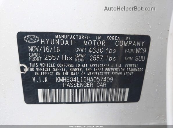 KMHE34L16HA057409 2017 HYUNDAI SONATA HYBRID White Вид підкапотного простору