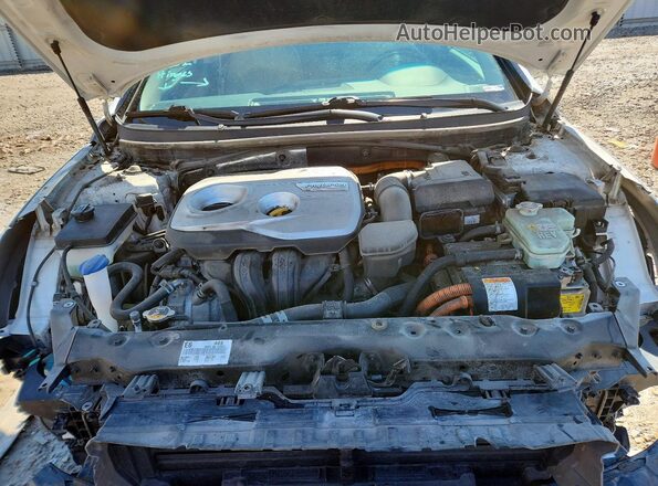 KMHE34L30JA083477 2018 HYUNDAI SONATA White Rear interior view