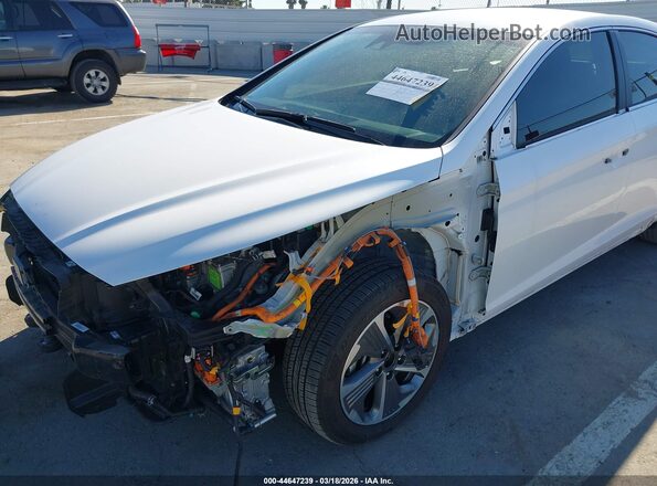 KMHE54L27KA090123 2019 HYUNDAI SONATA PLUG-IN HYBRID White წინა ხედი