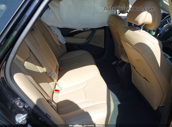 KMHFG4JG3HA590303 2017 HYUNDAI AZERA Black 