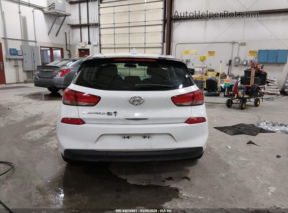 KMHH35LE1JU019516 2018 HYUNDAI ELANTRA GT White 