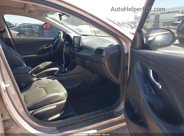KMHH35LE1LU141649 2020 HYUNDAI ELANTRA GT Silver წინა სალონის ხედი