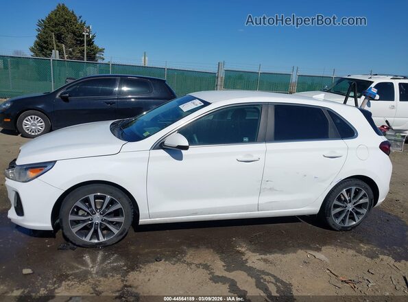 KMHH35LE6KU114672 2019 HYUNDAI ELANTRA GT White Панорамний вид салону 360°