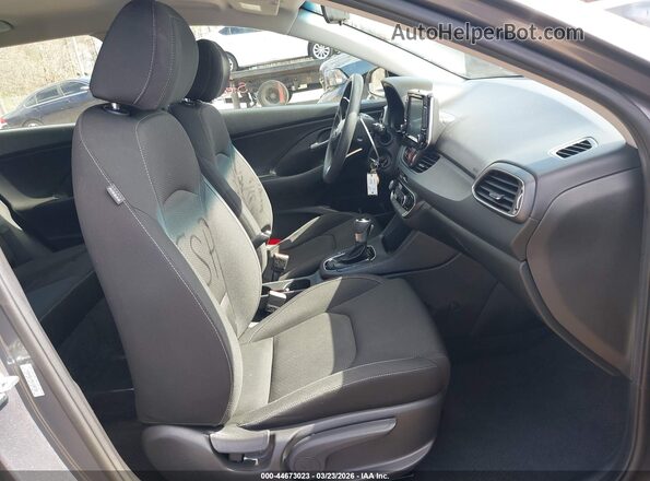 KMHH35LE9KU106792 2019 HYUNDAI ELANTRA GT Gray Widok wnętrza z przodu