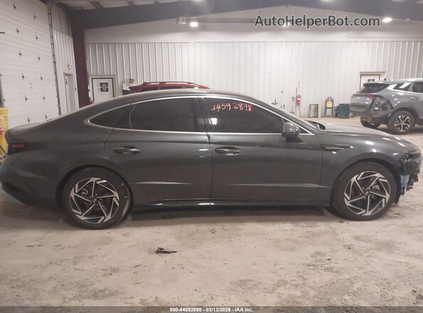 KMHL14JAXRA355978 2024 HYUNDAI SONATA Gray Widok wnętrza z tyłu