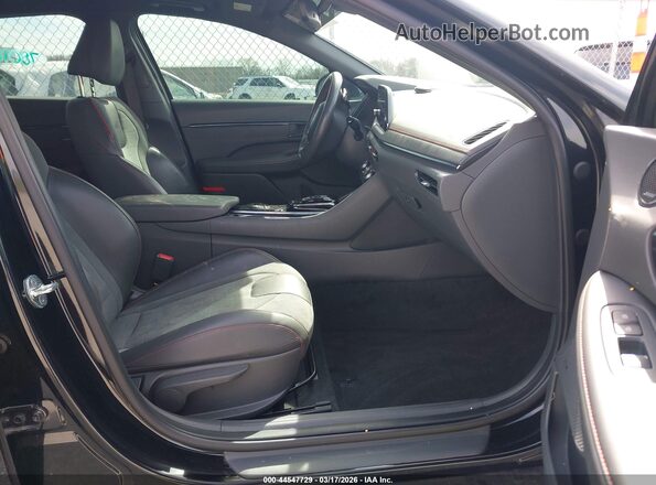 KMHL14JC5NA236568 2022 HYUNDAI SONATA Черный Вид салона спереди