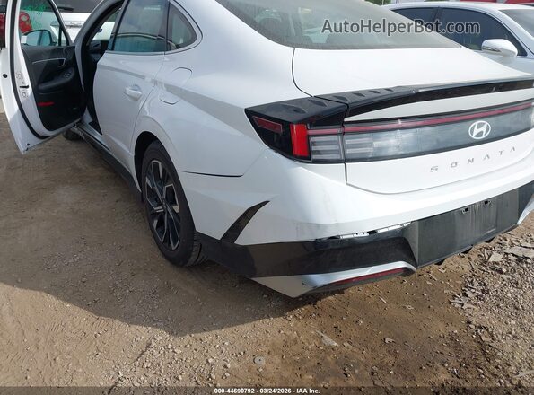 KMHL64JA2RA424390 2024 HYUNDAI SONATA White ხელსაწყოთა პანელის ხედი