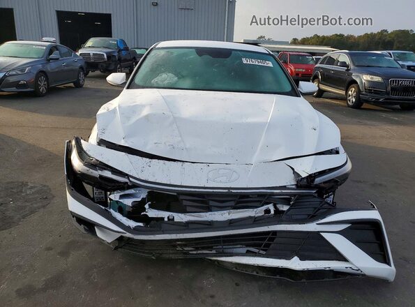 KMHLL4DG3SU093994 2025 HYUNDAI ELANTRA White Widok z przodu
