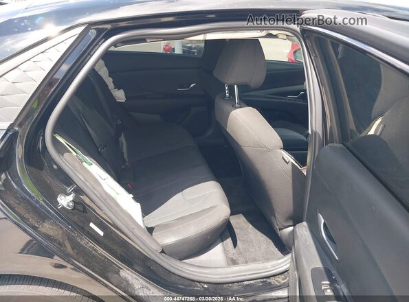 KMHLL4DG3TU138479 2026 HYUNDAI ELANTRA Black Widok naklejki z numerem VIN