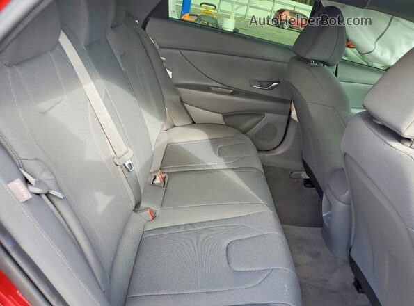 KMHLL4DG9RU667802 2024 HYUNDAI ELANTRA Red Вид задніх сидінь