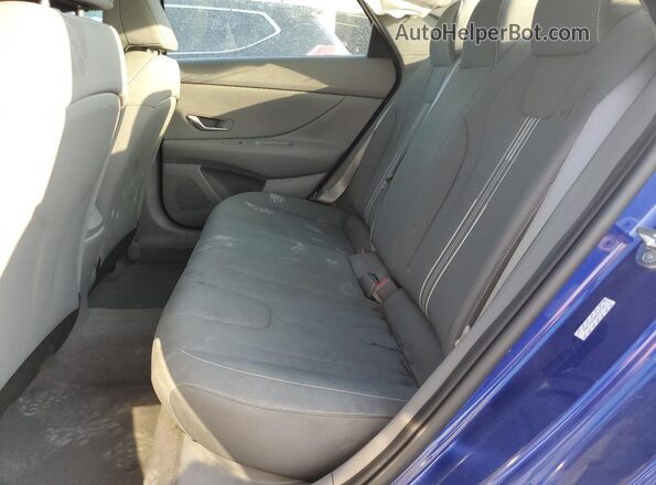 KMHLM4AG0NU337705 2022 HYUNDAI ELANTRA Blue 