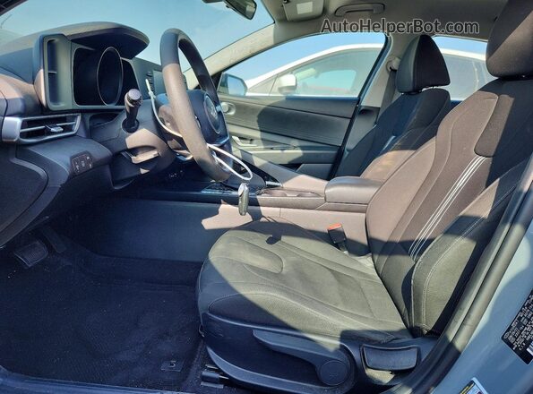 KMHLM4AJ6MU012728 2021 HYUNDAI ELANTRA Charcoal Widok wnętrza z przodu