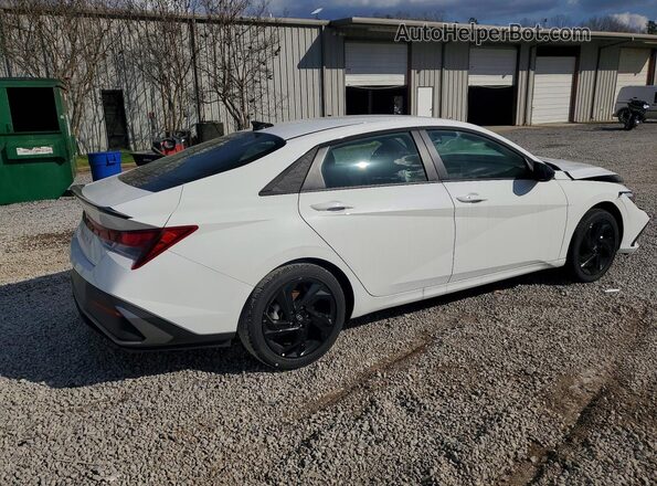 KMHLM4DG2TU103803 2026 HYUNDAI ELANTRA Белый Задняя правая четверть