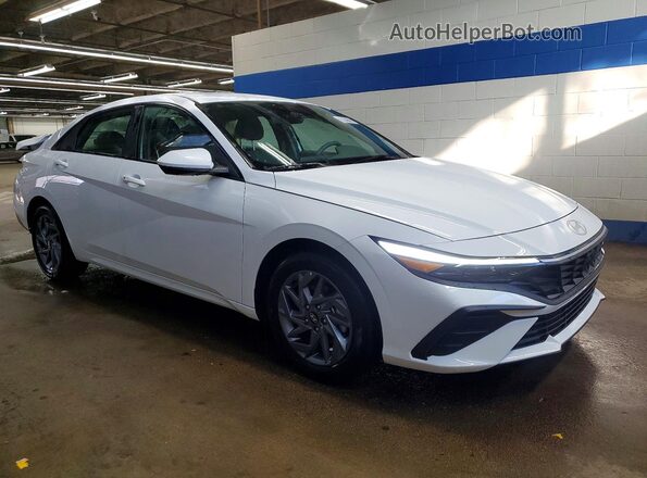 KMHLM4DJXTU190653 2026 HYUNDAI ELANTRA White 