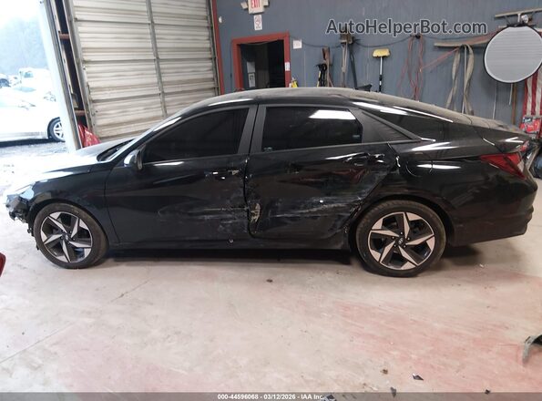 KMHLS4AG0PU557001 2023 HYUNDAI ELANTRA Black Widok wnętrza 360 stopni